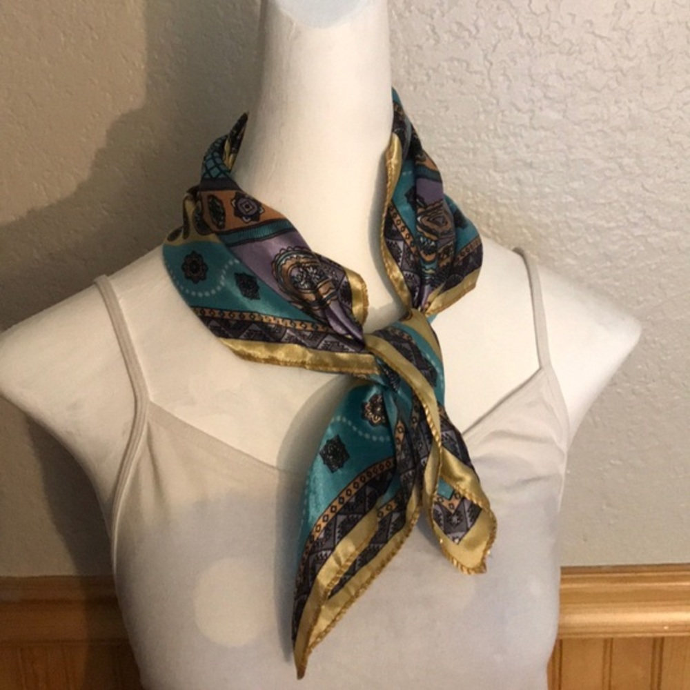 ⭐️Satin scarf